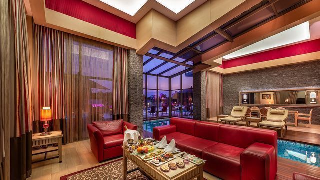 CORNELIA-DIAMOND-DIAMOND-SUITE-LIVING-AREA.jpg