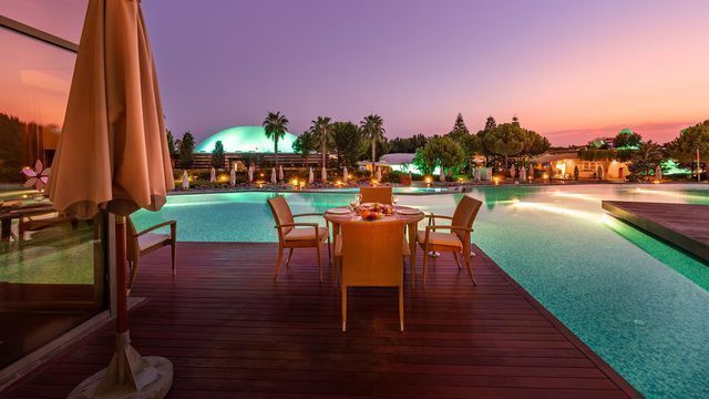 CORNELIA-DIAMOND-DIAMOND-SUITE-TERRACE-2.jpg