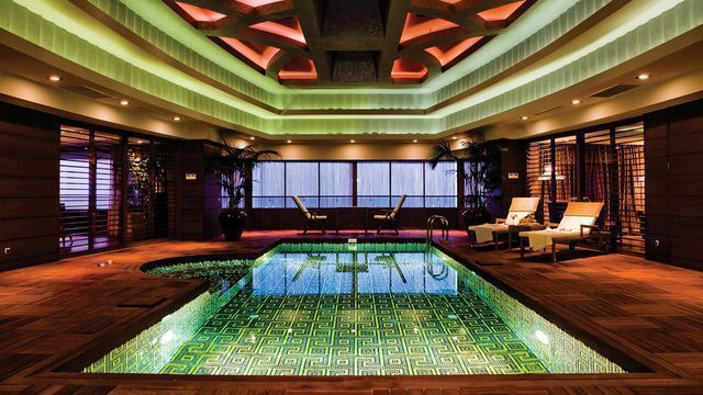 CORNELIA-DIAMOND-PRESIDENTIAL-SUITE-INDOOR-POOL.jpg